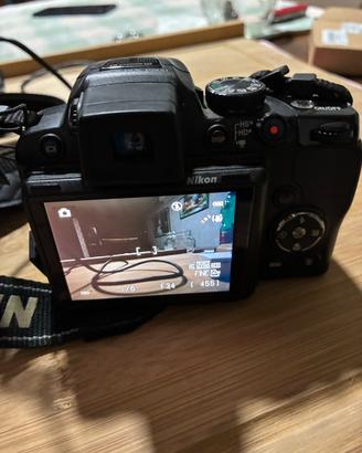 Nikon coolpix P500