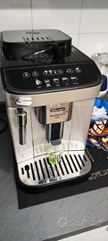 Macchina del Caffe De Longhi Magnifica Evo