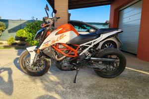 KTM 390 Duke
