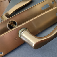 Maniglie e serrature porte interno Dierre 10