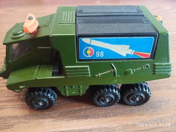 Véhicules miniatures Matchbox Battle Kings