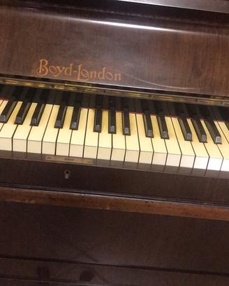 Pianoforte verticale