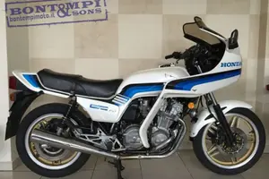 Honda CB 750 (1980 - 84) Bold'or - 1983