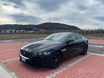 Jaguar  con pressione motore alta