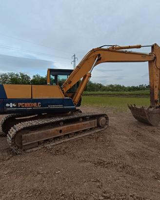 Escavatore KOMATSU PC 180 NLC