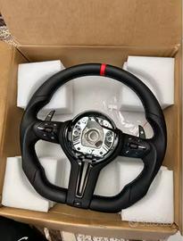 Volante sportivo M per BMW fondo piatto