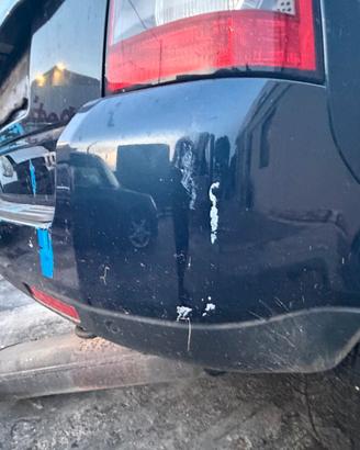 Paraurti posteriore con sensori di parcheggio Land
