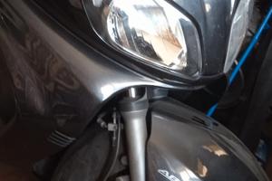 Suzuki Burgman 650 exsegutive - 2007