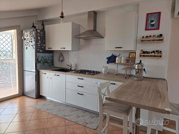 Cucina + Madia (possibilità di trasporto incluso)