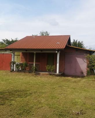 Terreno con rustico