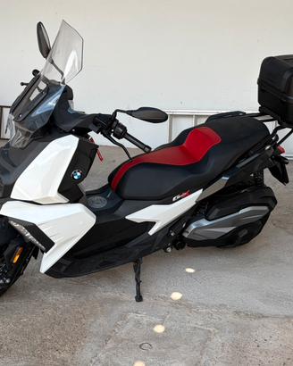 BMW C400X