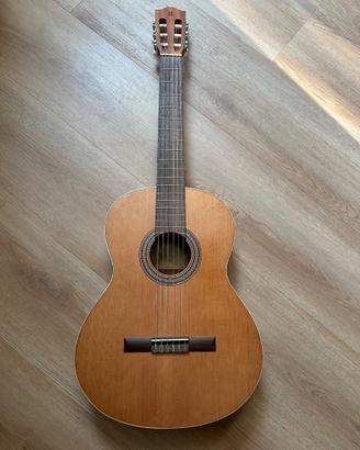 Chitarra classica Alambra