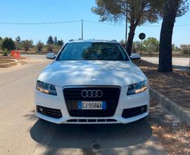 AUDI A4 4ª serie - 2011