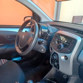 Citroen c1 5p  perfetta per neopatentati 