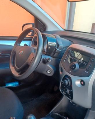 Citroen c1 5p  perfetta per neopatentati 
