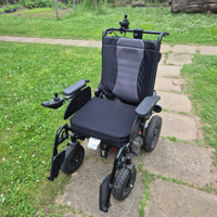 Carrozzina elettrica da esterno/interno per adulti