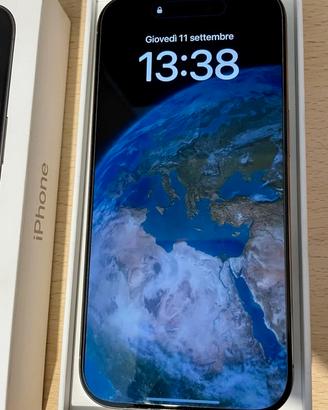 Iphone 16 pro Titanio naturale