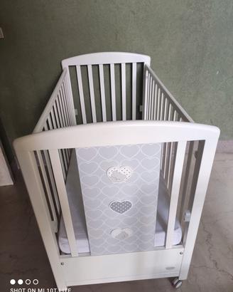 Lettino lovely foppapedretti con sbarra removibile