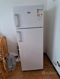 Frigorifero Beko DSA240K32WN