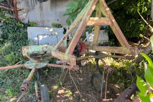 Voltafieno per trattore a 2 giranti