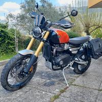 triumph scrambler 1200 XE