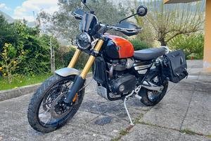 triumph scrambler 1200 XE