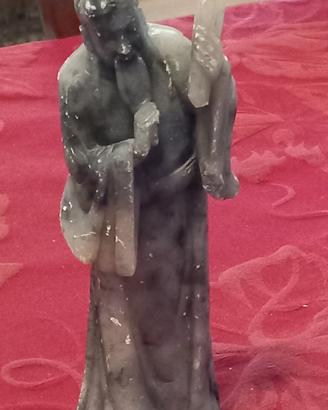 Statuina orientale in giada grigio verde