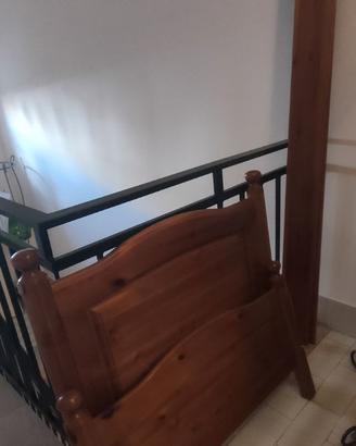 Letto singolo senza rete in legno per cameretta