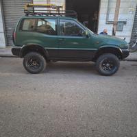 NISSAN Terrano II - 1998