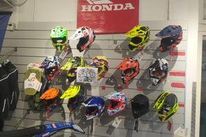 caschi ultime taglie