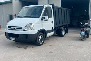 Iveco daily 35c18 ribaltabile trilaterale