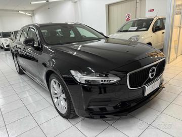 VOLVO V90 D4 AWD Geartronic Momentum Business Pr