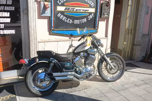 moto custom