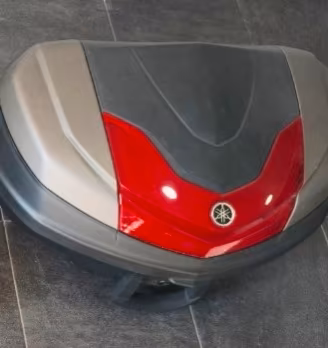 Bauletto con staffa originale Yamaha Majesty 400