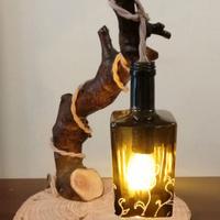 Lampada artigianale in legno e vetro stile rustico