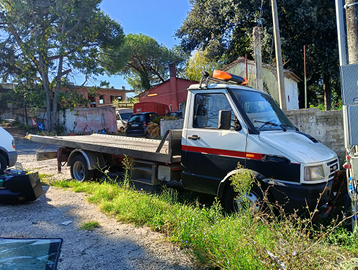 Daily 35/12 carroattrezzi scarrabile