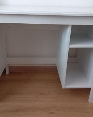 Scrivania Brusali Ikea