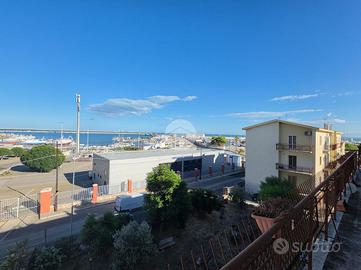 5 LOCALI A MANFREDONIA