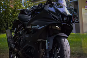 Yamaha YZF-R7