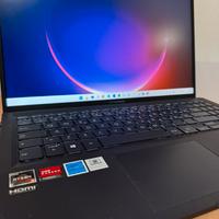 Notebook ASUS 15.6” RAM 16GB SSD 756GB Win11Pro