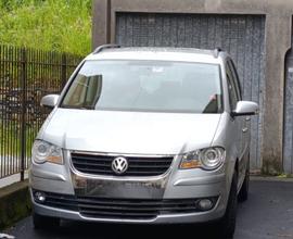 VOLKSWAGEN Touran - 2008