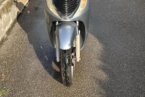 Honda sh 150 2007 gomme nuove e tagliandato