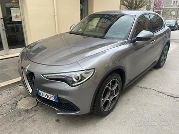 Alfa Romeo Stelvio 2.2 td Sport Tech rwd 160cv aut