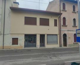 Porzione di Casa a Caneva