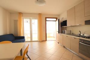 Giugno Trilocale Garage, Ascens, Air,