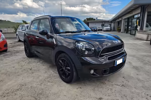 Mini Cooper Countryman 2.0 SD Boost Automatica 143