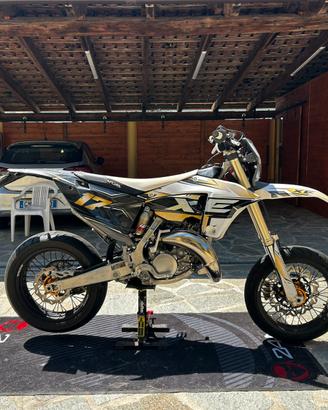 FANTIC XE 125  2023