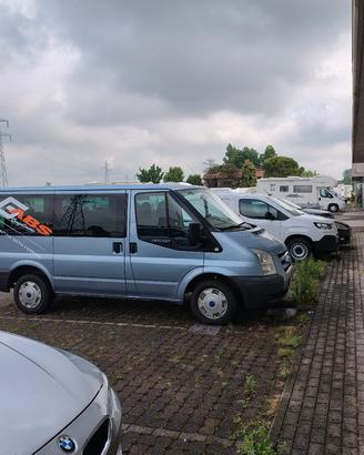  Ford transit tourneo anno 2008 