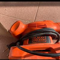 Levigatrice Black+Decker KA300 135W - COME NUOVA