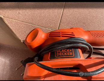Levigatrice Black+Decker KA300 135W - COME NUOVA